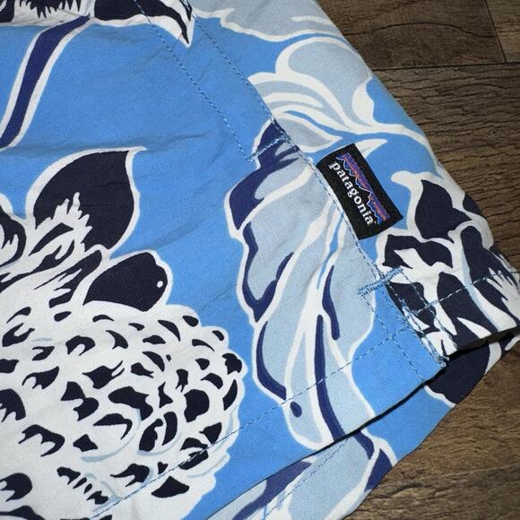 PATAGONIA Barely Baggies Womens Small Water Shorts in Manoa Skipper Blue - Picture 6 of 8